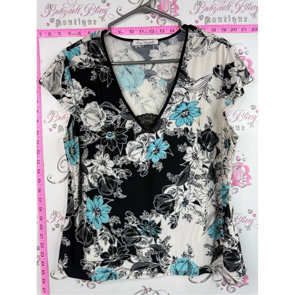 Linea Donatella tshirt flowers Black, White & Aqua Floral V-Neck Blouse